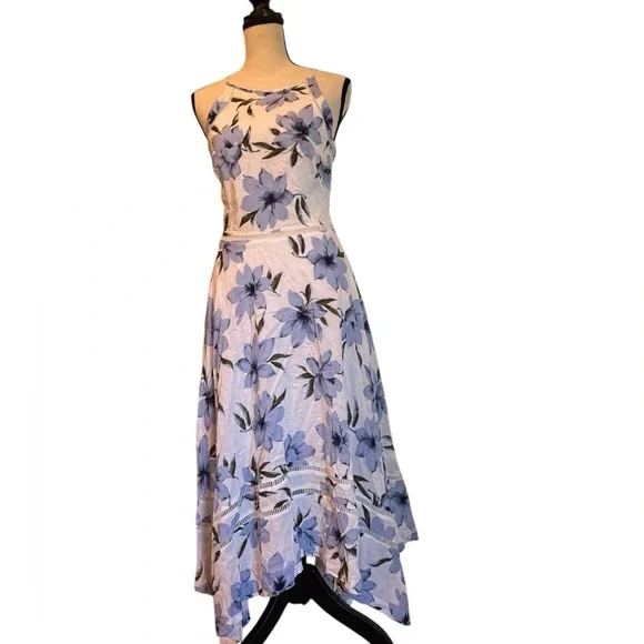 Lulus Zahara Blue & White Floral Midi Dress‎ – Size Small - Picture 5 of 6